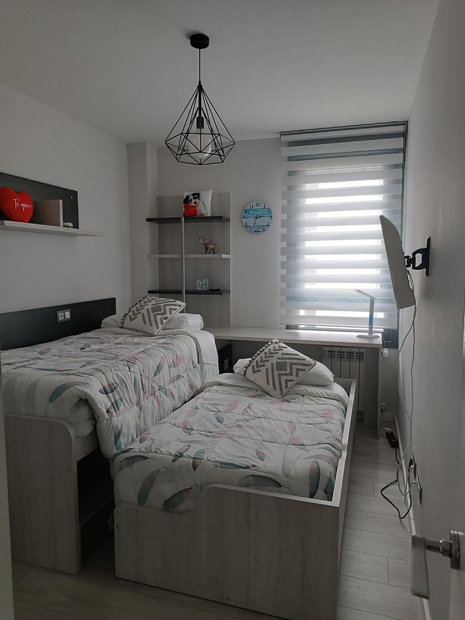 ¡Al Lado De La Clinica Oftalmologica Vega! Lejlighed Oviedo Eksteriør billede